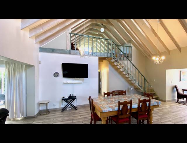 3 BEDROOM HOUSE FOR SALE IN GOLDEN MILE